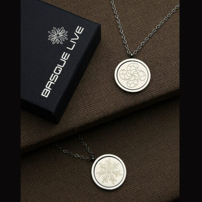 Talismán giratorio Lauburu Eguzkilore 22mm plateado - Imagen 5