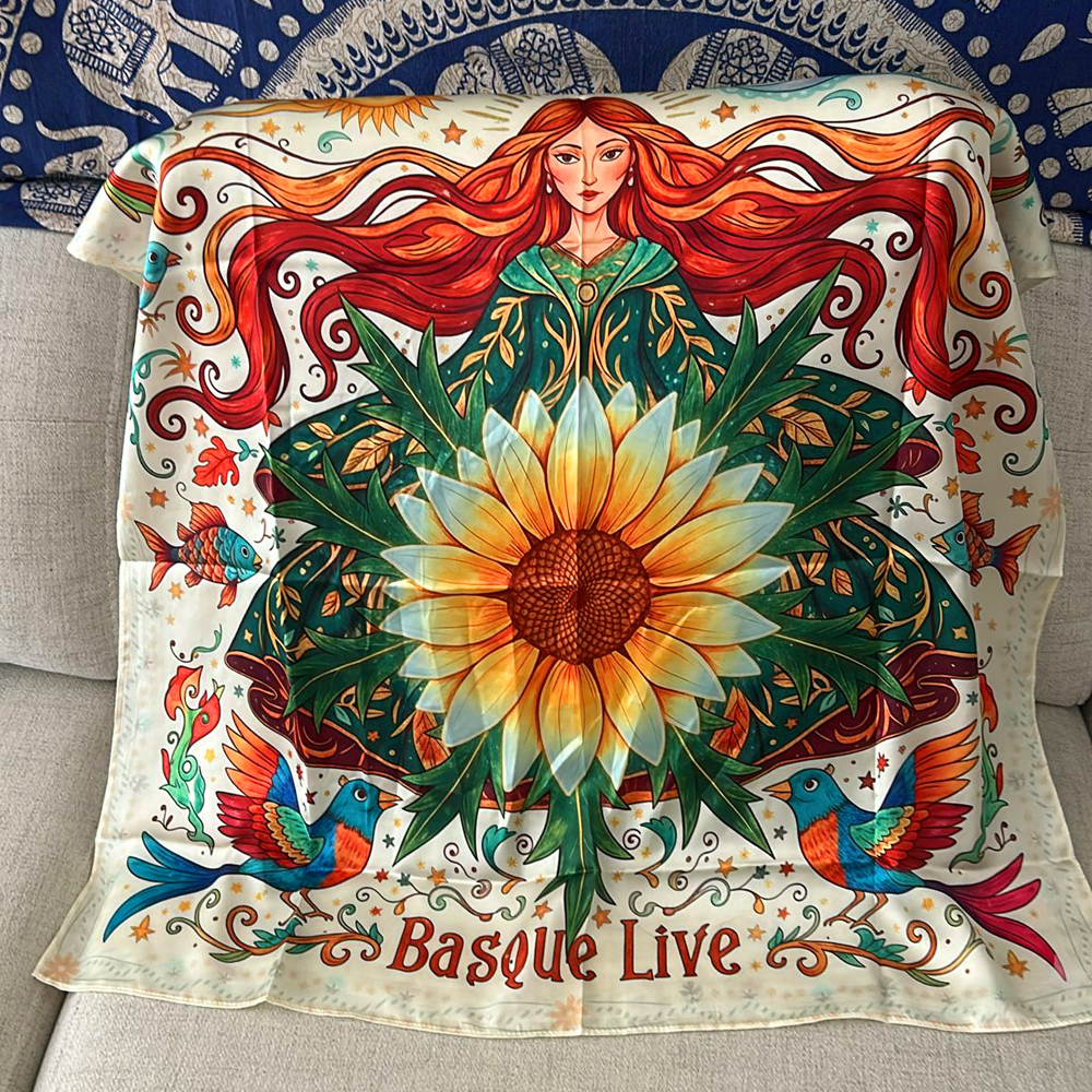 Foulard Diosa Mari 60cm Basque Live - Eguna - Imagen 3